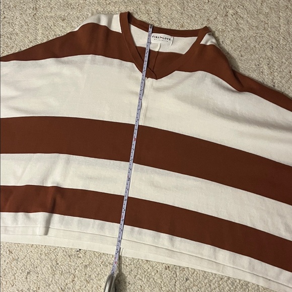 First Love Warm Brown and Cream Sweater Pancho-style Small - Picture 16 of 16